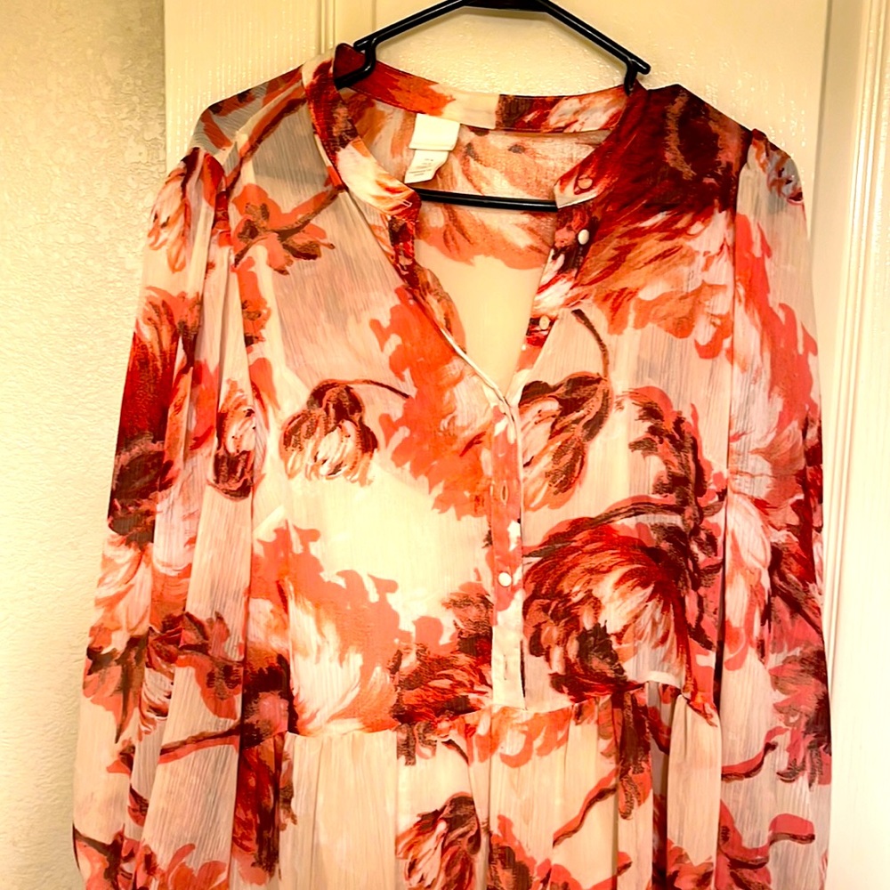 Floral dress from H&M with long sleeves and spaghetti strap blouse underneath🥰